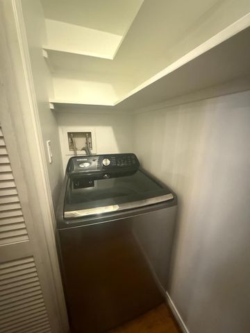 3525 Sage Road 1204, Houston, TX 77056