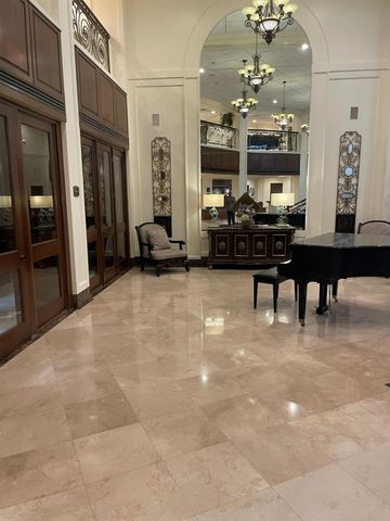 3525 Sage Road 1204, Houston, TX 77056