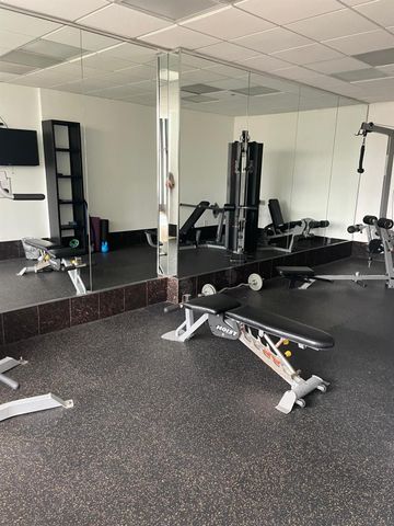 3525 Sage Road 1204, Houston, TX 77056