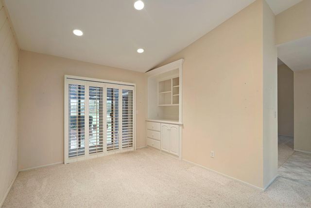 5551 Grouse Run Dr, Stockton, CA 95207