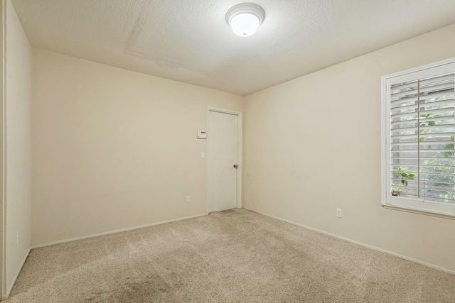 5551 Grouse Run Dr, Stockton, CA 95207