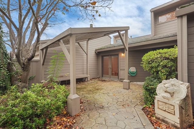 5551 Grouse Run Dr, Stockton, CA 95207