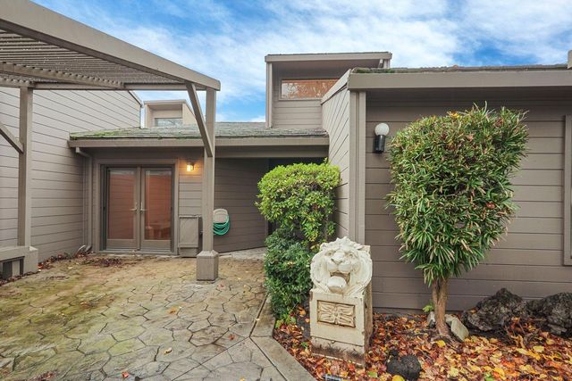 5551 Grouse Run Dr, Stockton, CA 95207