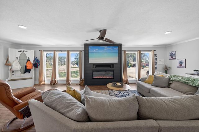 837 Cardinal Street, Fort Walton Beach, FL 32547