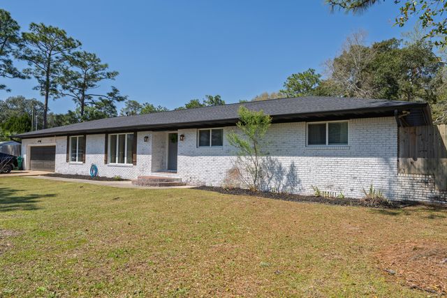 837 Cardinal Street, Fort Walton Beach, FL 32547