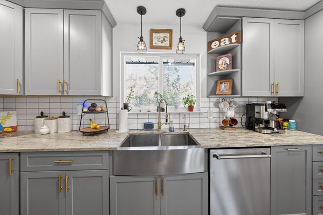 837 Cardinal Street, Fort Walton Beach, FL 32547