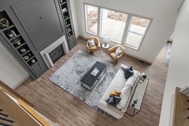 6638 Pelican Street, Bettendorf, IA 52722