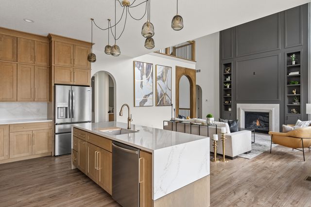 6638 Pelican Street, Bettendorf, IA 52722