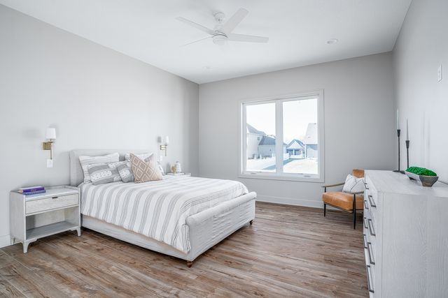 6638 Pelican Street, Bettendorf, IA 52722