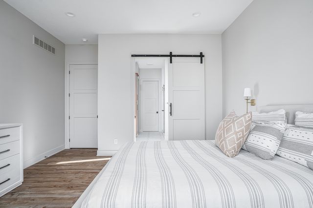 6638 Pelican Street, Bettendorf, IA 52722