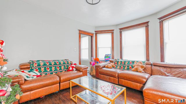 39 Houston Street, New Haven, CT 06513