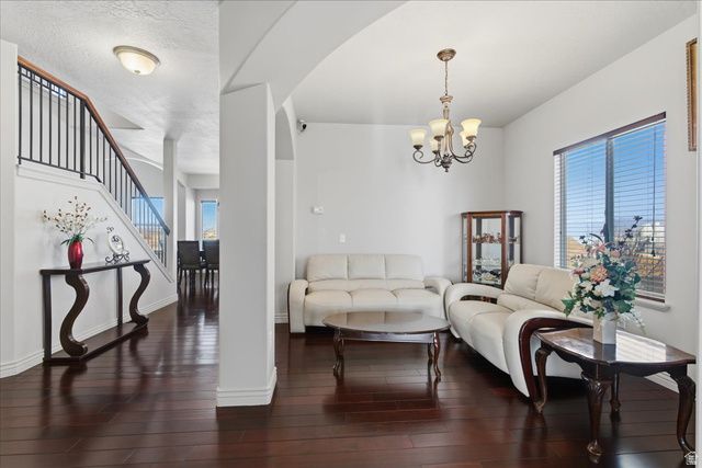 6254 W PALENQUE DR, Salt Lake City, UT 84118