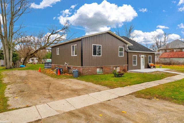 4874 Church Street, Applegate, MI 48401