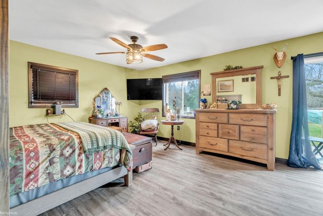 4874 Church Street, Applegate, MI 48401