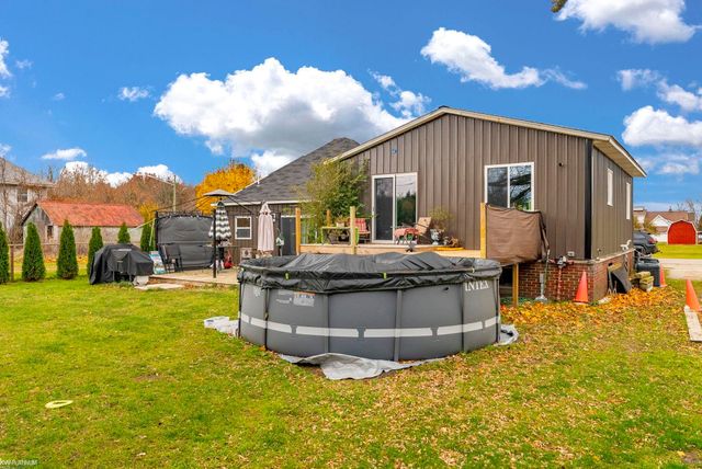 4874 Church Street, Applegate, MI 48401