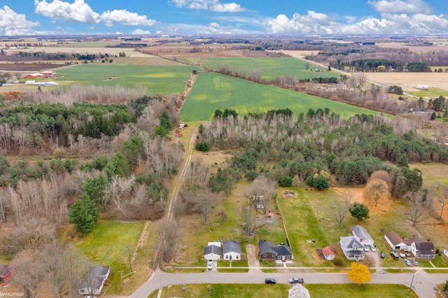 4874 Church Street, Applegate, MI 48401