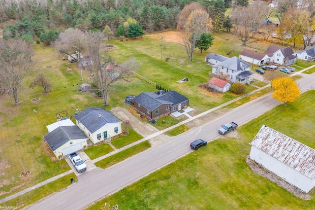 4874 Church Street, Applegate, MI 48401