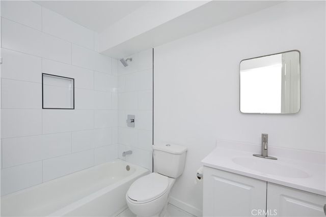 832 Mcfarland, Wilmington, CA 90744