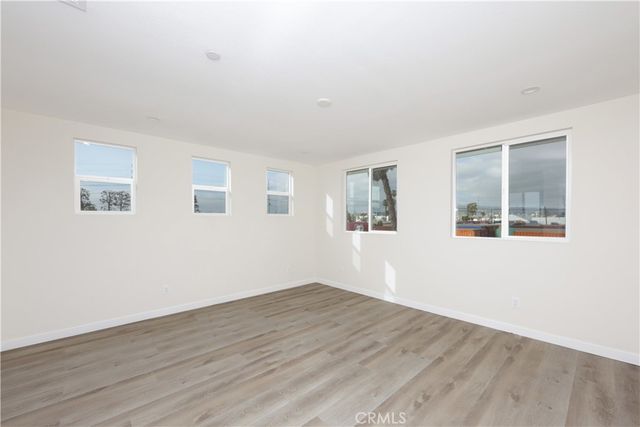 832 Mcfarland, Wilmington, CA 90744