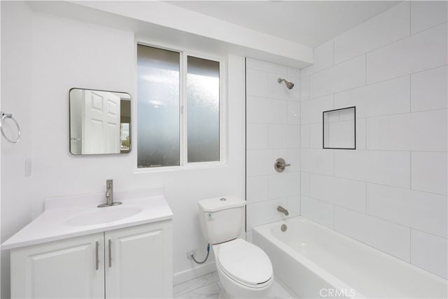 832 Mcfarland, Wilmington, CA 90744