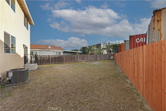 832 Mcfarland, Wilmington, CA 90744