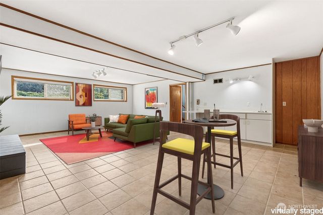 1959 Orchard Drive NW, Olympia, WA 98502