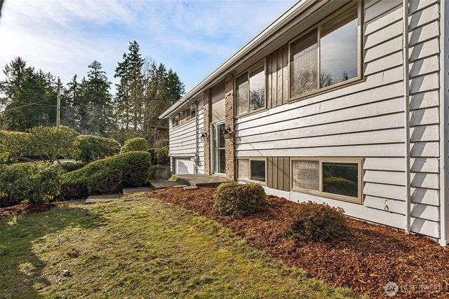 1959 Orchard Drive NW, Olympia, WA 98502