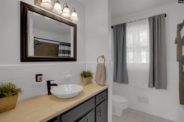 131 Laurel Drive, Lexington, SC 29072