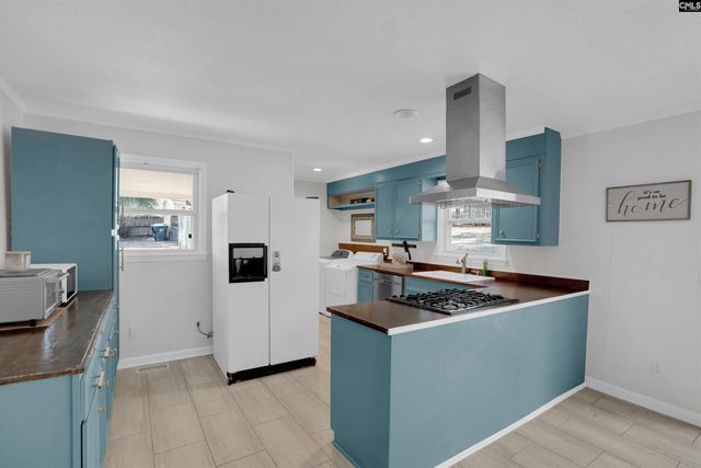 131 Laurel Drive, Lexington, SC 29072