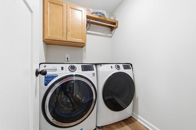 5419 S Meadowview Ct, Wichita, KS 67216