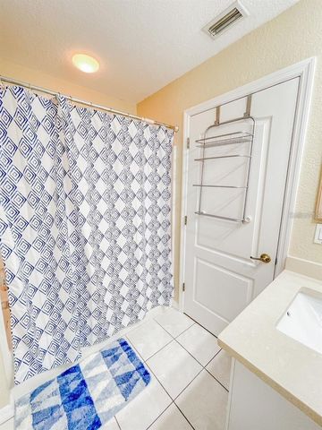 1802 AUBURN LAKES CIRCLE 3, Venice, FL 34292