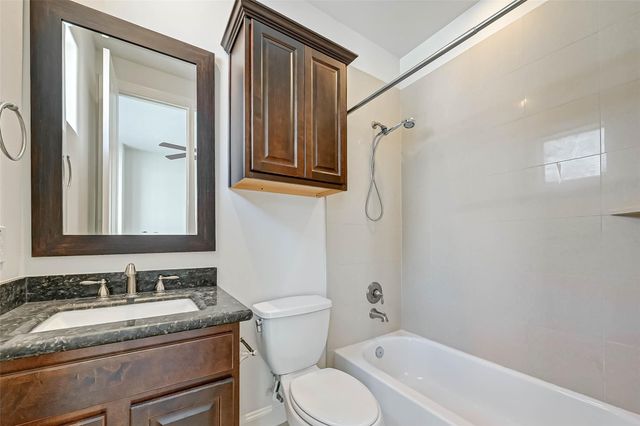 3950 Floyd Street 10, Houston, TX 77007