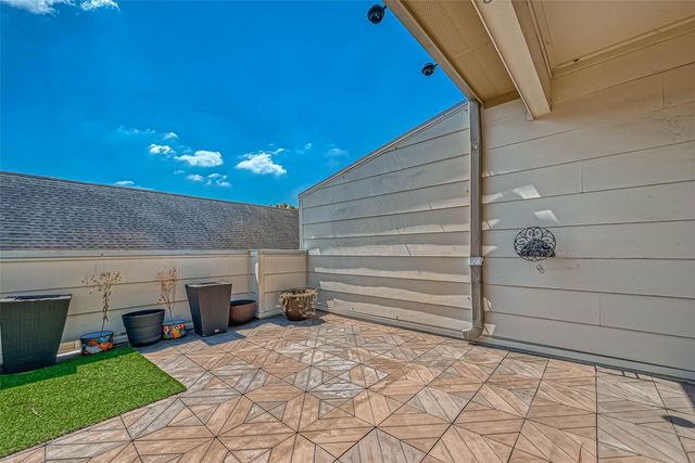 3950 Floyd Street 10, Houston, TX 77007