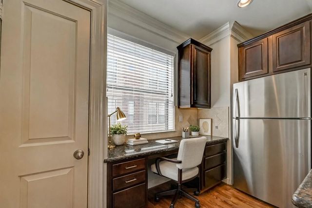 3950 Floyd Street 10, Houston, TX 77007