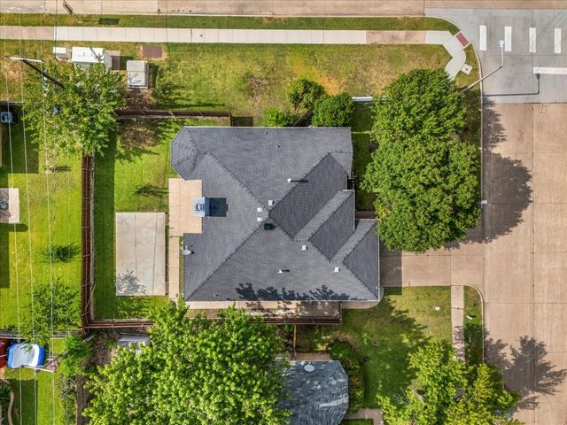 4244 Hathaway Drive, Grand Prairie, TX 75052