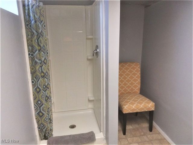 9304 Torrance Avenue, Brooklyn, OH 44144