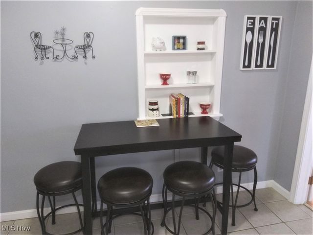 9304 Torrance Avenue, Brooklyn, OH 44144