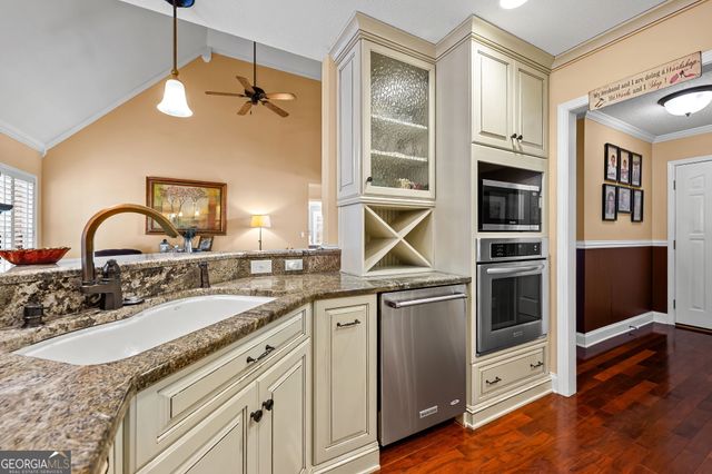 55 Ashland Grove Court, Sharpsburg, GA 30277