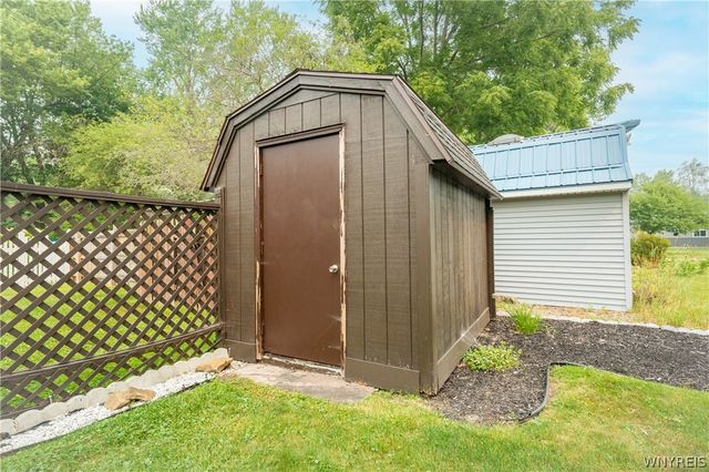 294 North Avenue, West Seneca, NY 14224