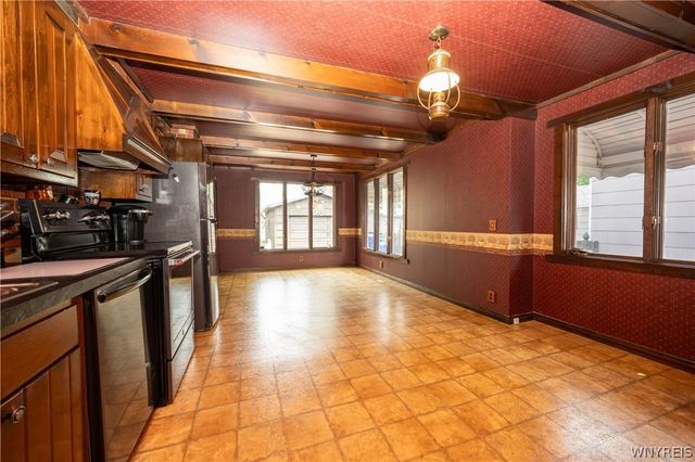 294 North Avenue, West Seneca, NY 14224
