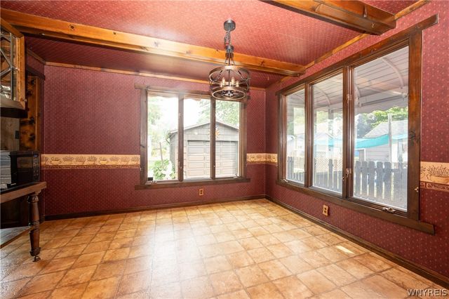 294 North Avenue, West Seneca, NY 14224