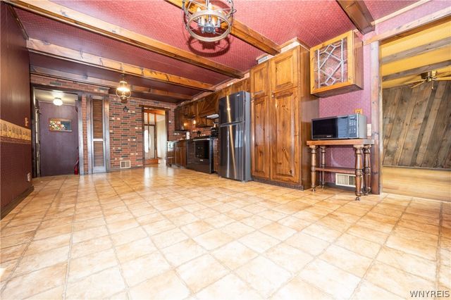 294 North Avenue, West Seneca, NY 14224