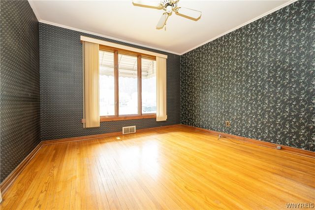 294 North Avenue, West Seneca, NY 14224