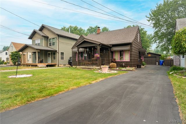 294 North Avenue, West Seneca, NY 14224