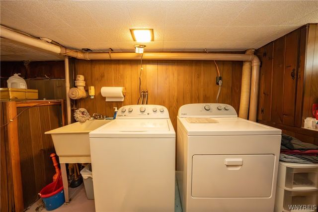 294 North Avenue, West Seneca, NY 14224