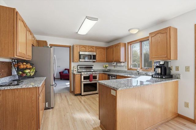 3609 Ice Age Drive, Madison, WI 53719