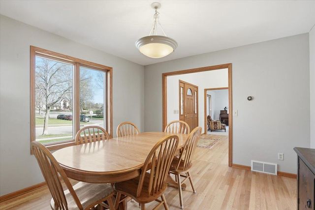 3609 Ice Age Drive, Madison, WI 53719