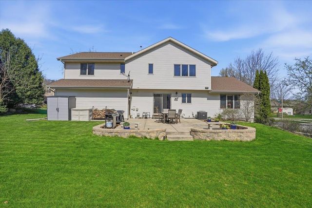 3609 Ice Age Drive, Madison, WI 53719