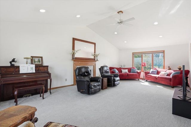 3609 Ice Age Drive, Madison, WI 53719