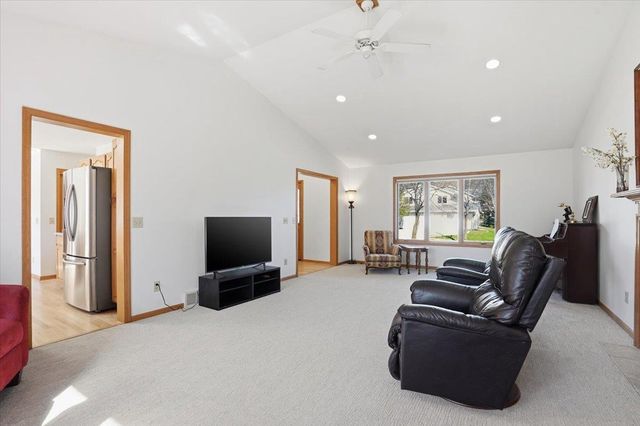 3609 Ice Age Drive, Madison, WI 53719